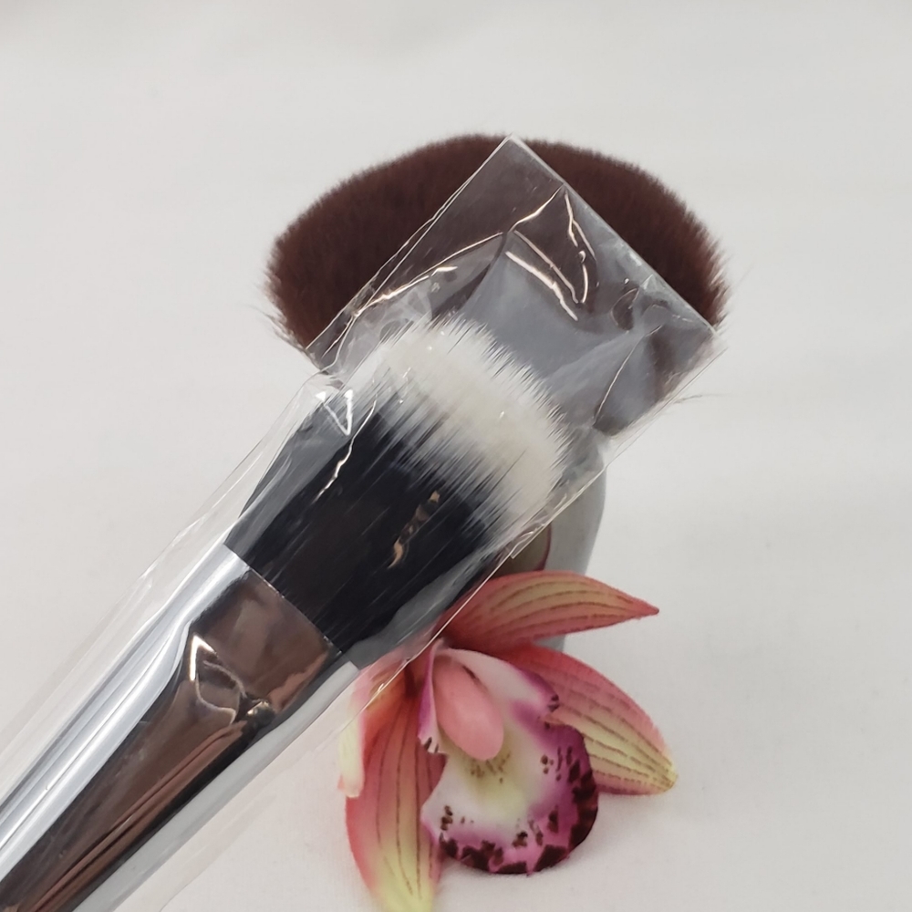 Makeup | Morphe M492 Brush | Brushes & Tools - Picture 2 of 4